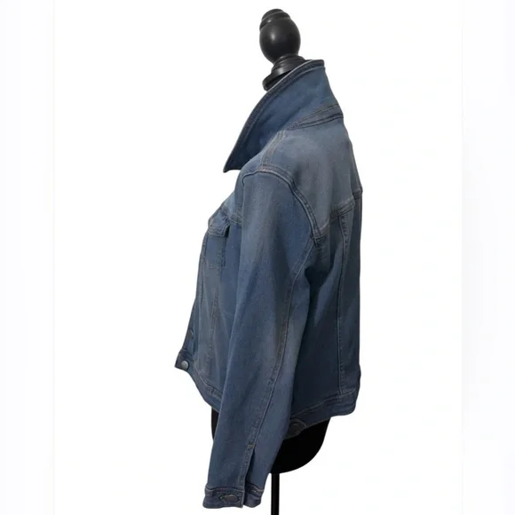 NWT Tahari Women's Blue Denim Jacket with Button Front Petite Small - Picture 4 of 8